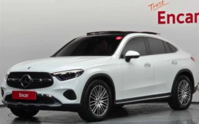 저신용중고차전액할부조건 GLC클래스 X254 GLC300 4MATIC 쿠페 아방가르드 매물 사진 2 - 2024/11 21,812km