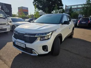 저신용자중고차전액할부 매물 사진 5 - 더 뉴 셀토스 가솔린 1.6 터보 4WD 2023년 12,160km